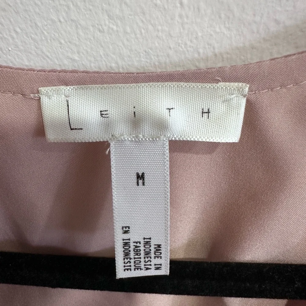 Leith Sleeveless Dress in Mauve - Picture 3 of 5